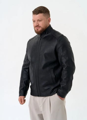 Мужская куртка из эко кожи черного цвета