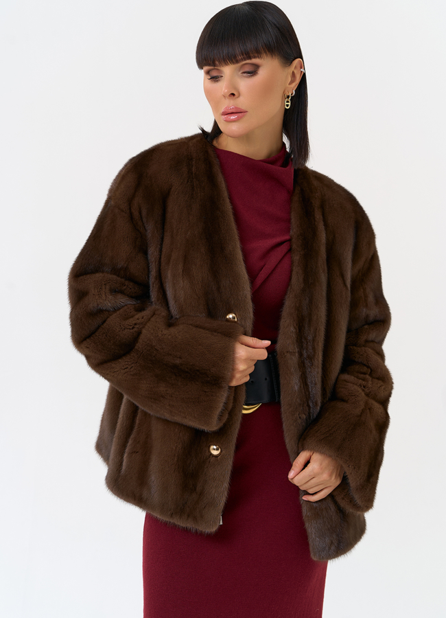 Укороченная шуба из меха норки с акцентными пуговицами модель № 31650 универмаг малина