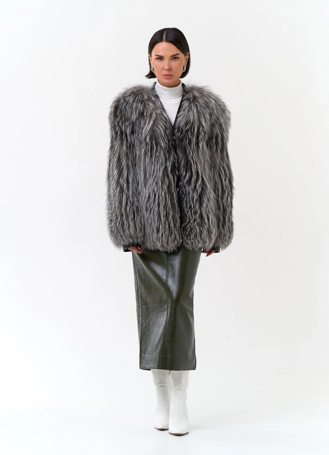 Женская шуба из меха чернобурой лисы модель № 34160 универмаг малина фото