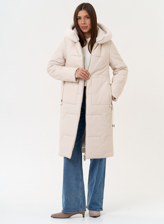 Женское пальто из эко кожи с капюшоном