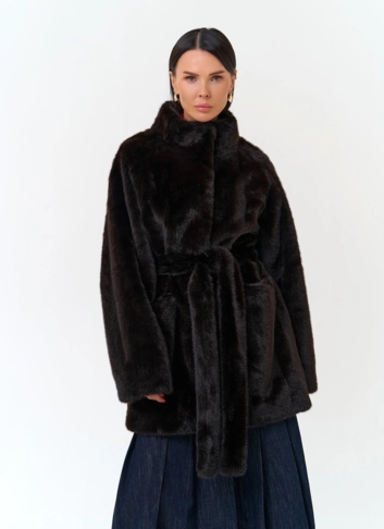 Женское пальто из эко меха