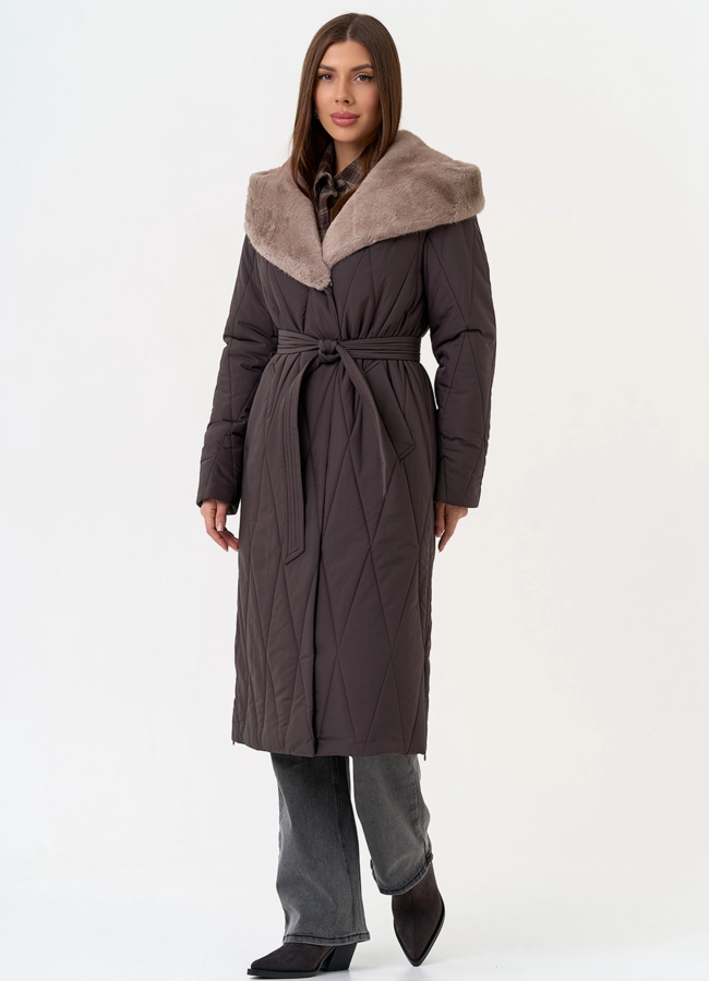 Женское пальто с капюшоном из эко меха модель № 31607 меха малина