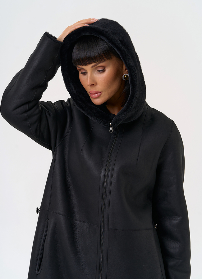 Натуральная двухсторонняя дубленка с капюшоном модель № 28957 универмаг малина