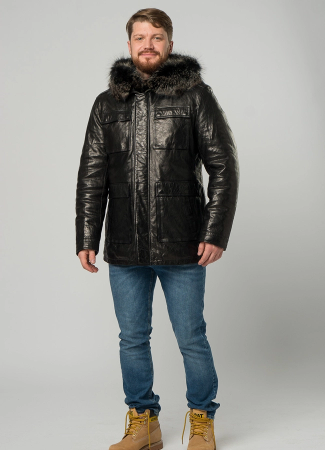 фото Мужской пуховик из натуральной кожи с капюшоном и отделкой из енота модель № 21923