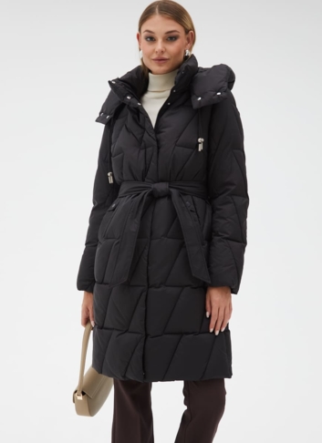 Женский пуховик с поясом