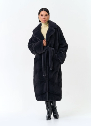 Женская шуба из меха норки с английским воротником фото
