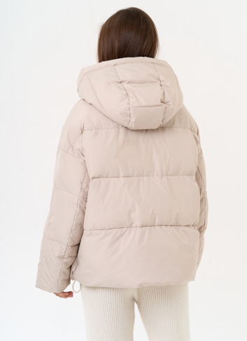 Женский короткий пуховик с капюшоном