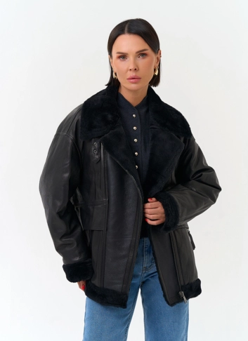 Женский пуховик из натуральной кожи фото