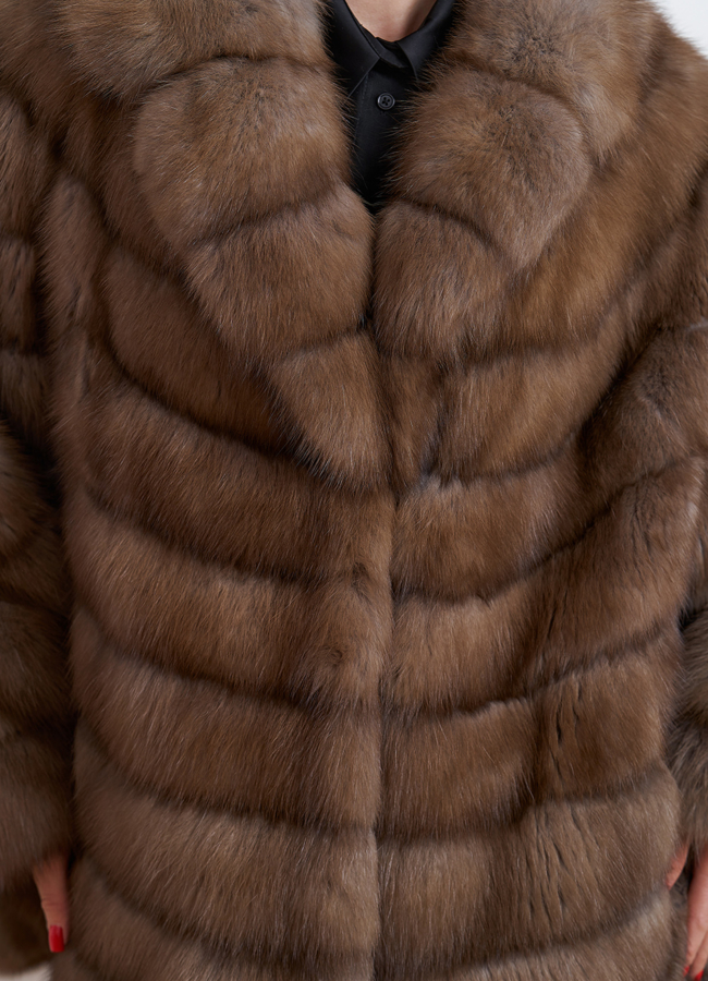 Шуба из куницы оверсайз модель № 24643 в рассрочку